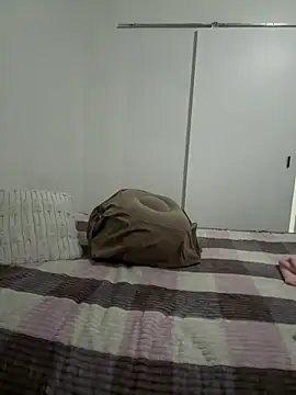 Snapshot of pinkybitch chatting on April 2026 08:44:02 PM pinkybitch online show from April 2026 08:44:02 PM