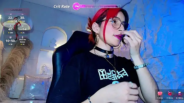 Snapshot of Moon_Red_r chatting on May 2026 08:03:02 PM Moon Red r online show from May 2026 08:03:02 PM