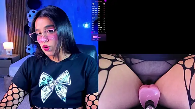 LuciaReid online show from July 2026 01:48:02 PM