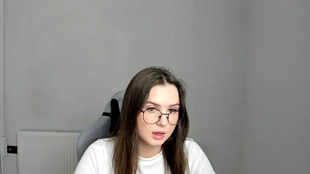 Snapshot of Regina_cute_ chatting on May 2026 11:26:02 AM Regina cute online show from May 2026 11:26:02 AM