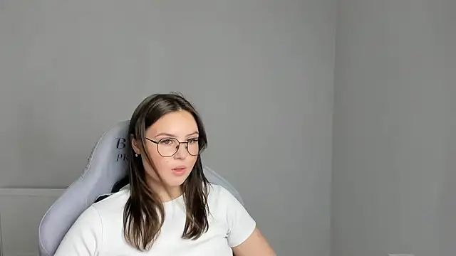 Snapshot of Regina_cute_ chatting on July 2026 11:27:02 AM Regina cute online show from July 2026 11:27:02 AM