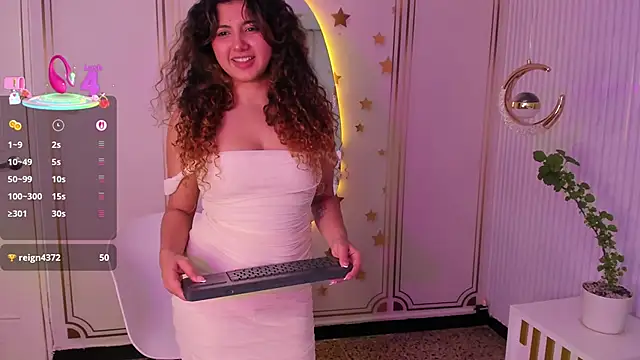 Snapshot of alexa_cutte_ chatting on April 2026 12:29:02 PM alexa cutte online show from April 2026 12:29:02 PM