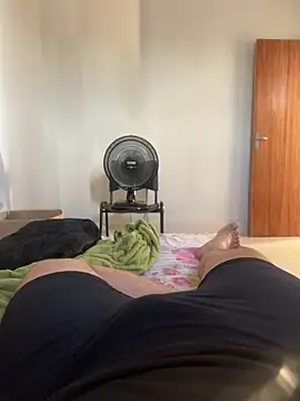 Snapshot of Lucasbb034 chatting on April 2026 07:18:01 PM Lucasbb034 online show from April 2026 07:18:01 PM