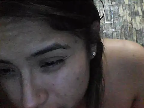 Snapshot of ZIA_NOIR chatting on April 2026 12:17:01 AM ZIA NOIR online show from April 2026 12:17:01 AM