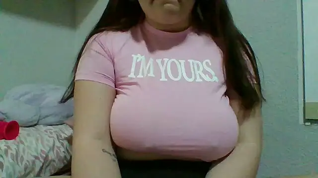 SmokeyAnne online show from May 2026 07:55:02 PM