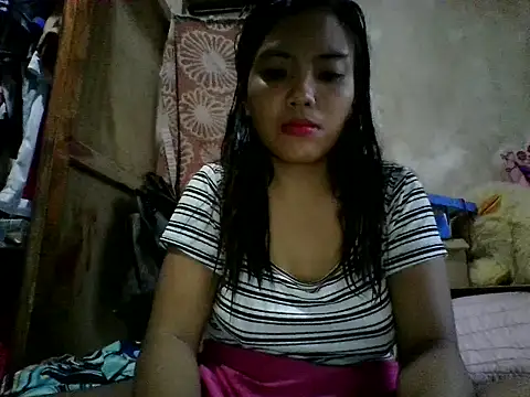 Snapshot of juicyredt chatting on April 2026 09:40:01 AM juicyredt online show from April 2026 09:40:01 AM