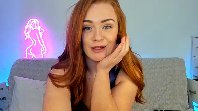 ItsZaraNevada online show from April 2026 01:21:01 PM