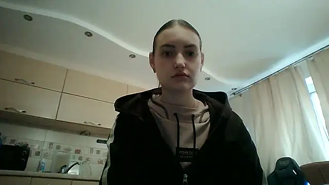 Lisanta online show from May 2026 03:28:01 PM