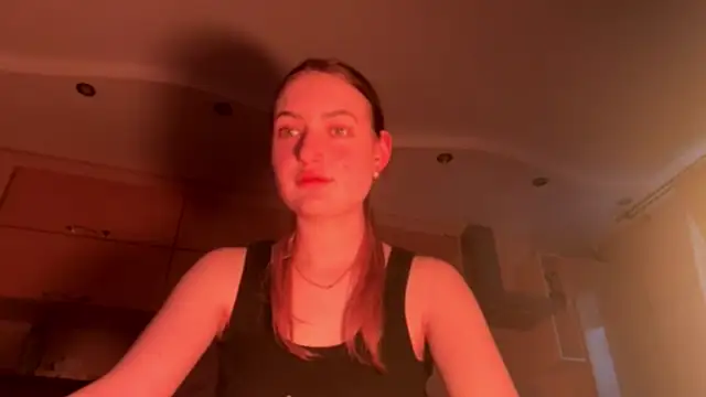 Lisanta online show from May 2026 04:36:01 PM