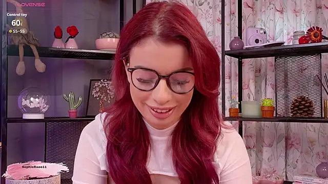 Snapshot of Sophie_Rae chatting on May 2026 10:12:02 AM Sophie Rae online show from May 2026 10:12:02 AM