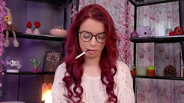 Snapshot of Sophie_Rae chatting on May 2026 08:20:01 AM Sophie Rae online show from May 2026 08:20:01 AM