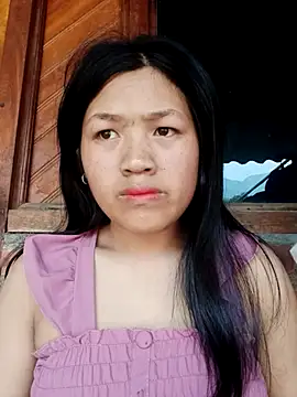 Snapshot of velira- chatting on April 2026 06:09:01 AM velira- online show from April 2026 06:09:01 AM