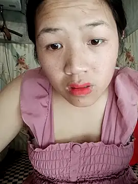 Snapshot of velira- chatting on May 2026 07:14:02 AM velira- online show from May 2026 07:14:02 AM