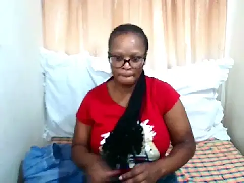 Snapshot of Ebony_Bloom69 chatting on May 2026 04:32:02 AM Ebony Bloom69 online show from May 2026 04:32:02 AM