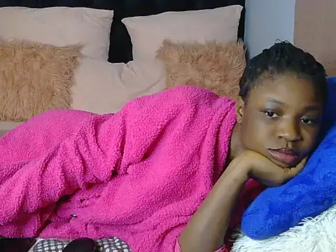 Snapshot of julianaa19 chatting on April 2026 04:56:02 PM julianaa19 online show from April 2026 04:56:02 PM
