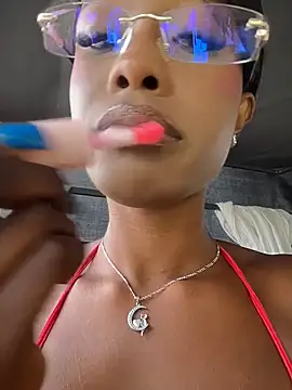 CocoaLuxeXXX online show from June 2026 01:11:01 PM