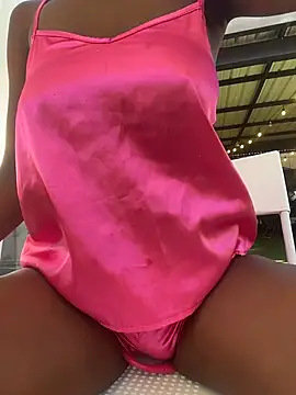 CocoaLuxeXXX online show from July 2026 01:17:01 PM
