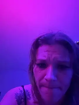 Snapshot of SavageKitten420 chatting on April 2026 11:41:02 AM SavageKitten420 online show from April 2026 11:41:02 AM