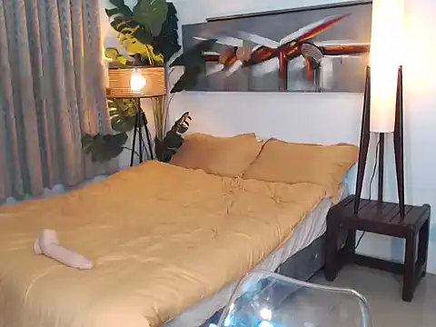 Tssassy online show from April 2026 04:21:02 PM