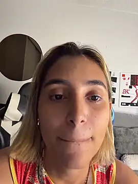 LoisC online show from May 2026 07:32:01 PM