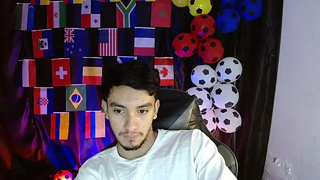 Snapshot of dante_18cm_ chatting on July 2026 12:15:02 AM dante 18cm online show from July 2026 12:15:02 AM