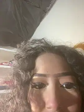 Snapshot of Rosamosquet chatting on April 2026 03:09:02 AM Rosamosquet online show from April 2026 03:09:02 AM