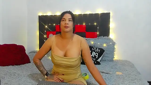 Snapshot of camila_valenciia_ chatting on April 2026 10:43:02 AM camila valenciia online show from April 2026 10:43:02 AM