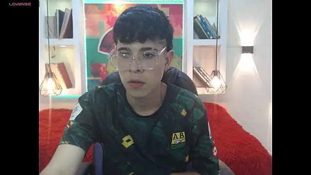 Snapshot of Jhota_diamond chatting on April 2026 08:58:02 PM Jhota diamond online show from April 2026 08:58:02 PM