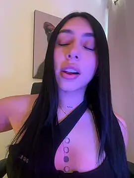 Snapshot of IsabellaNoir_ chatting on June 2026 04:41:01 PM IsabellaNoir online show from June 2026 04:41:01 PM