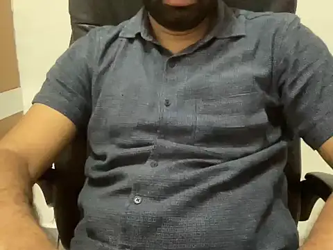 Snapshot of chocolateboy1988 chatting on April 2026 07:14:01 AM chocolateboy1988 online show from April 2026 07:14:01 AM