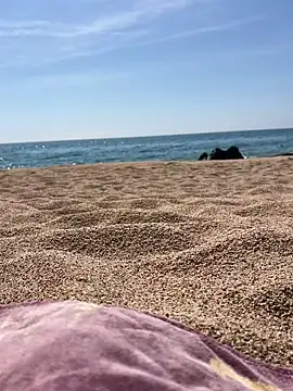 Snapshot of yestwooo chatting on April 2026 10:10:01 AM yestwooo online show from April 2026 10:10:01 AM