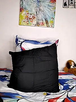 Snapshot of B-E_Temptations chatting on April 2026 02:07:02 PM B-E Temptations online show from April 2026 02:07:02 PM