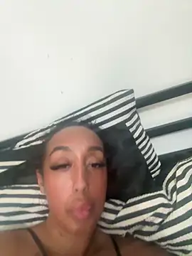 Snapshot of peekabooty-x chatting on April 2026 05:47:01 PM peekabooty-x online show from April 2026 05:47:01 PM