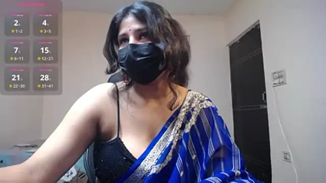 -Queenie online show from May 2026 07:23:02 PM