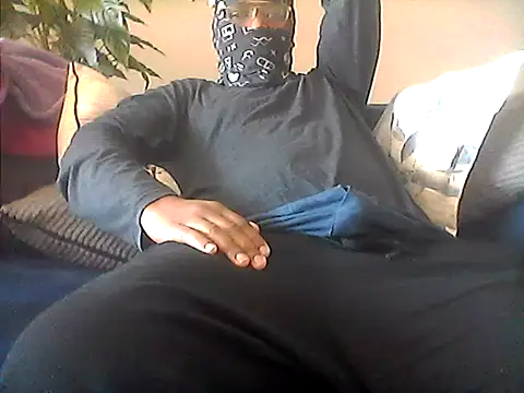 Snapshot of LunjeSA chatting on June 2026 10:50:01 AM LunjeSA online show from June 2026 10:50:01 AM