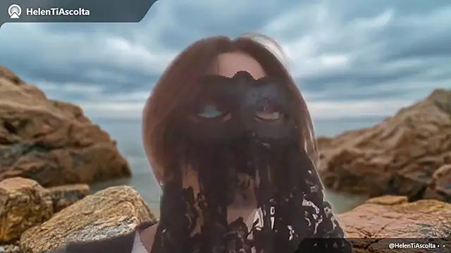 Snapshot of HelenTiAscolta chatting on April 2026 05:26:01 PM HelenTiAscolta online show from April 2026 05:26:01 PM