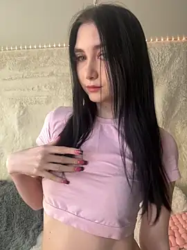 Snapshot of MarlboroWeb chatting on April 2026 08:17:02 AM MarlboroWeb online show from April 2026 08:17:02 AM