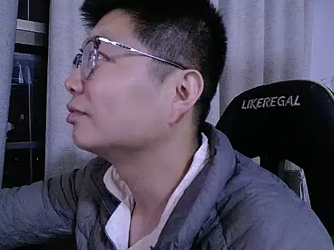 Snapshot of xzls1660 chatting on April 2026 03:14:01 PM xzls1660 online show from April 2026 03:14:01 PM