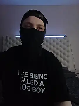 Snapshot of BlazingFenrir chatting on April 2026 03:09:01 PM BlazingFenrir online show from April 2026 03:09:01 PM