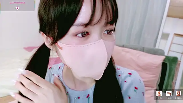 Snapshot of mayu_chan_ chatting on June 2026 11:53:02 AM mayu chan online show from June 2026 11:53:02 AM