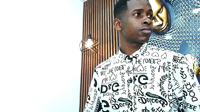 Snapshot of Stickraimon chatting on April 2026 04:42:02 PM Stickraimon online show from April 2026 04:42:02 PM