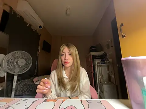 sweet glam online show from May 2026 02:01:02 PM