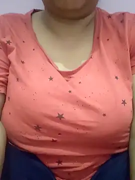 Snapshot of Ohh_Meena chatting on April 2026 06:44:02 PM Ohh Meena online show from April 2026 06:44:02 PM