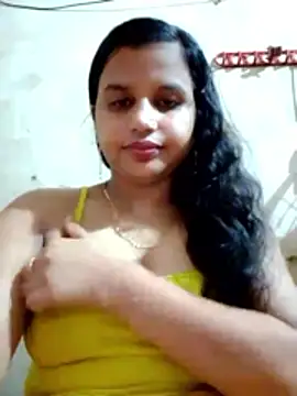 Snapshot of Nigar_Hatun chatting on May 2026 04:59:02 PM Nigar Hatun online show from May 2026 04:59:02 PM