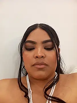 Snapshot of riley_dolly chatting on May 2026 04:41:02 AM riley dolly online show from May 2026 04:41:02 AM