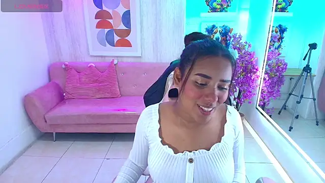 Afrodita loren online show from May 2026 03:34:01 AM
