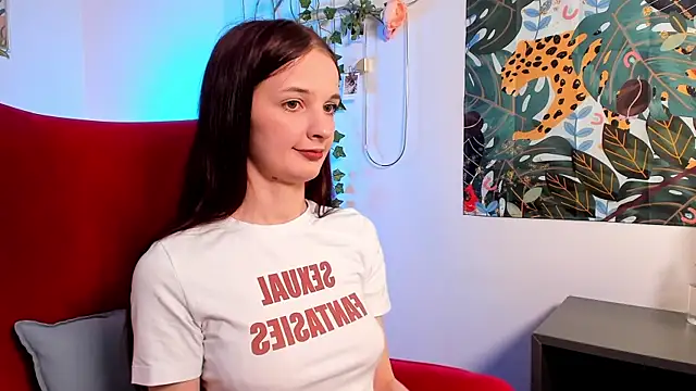 Snapshot of AliciaCore chatting on April 2026 02:47:01 PM AliciaCore online show from April 2026 02:47:01 PM