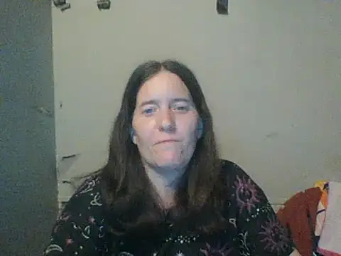 Snapshot of Mini83 chatting on April 2026 11:13:02 PM Mini83 online show from April 2026 11:13:02 PM