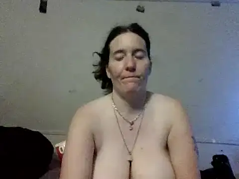 Snapshot of Mini83 chatting on May 2026 07:32:02 PM Mini83 online show from May 2026 07:32:02 PM