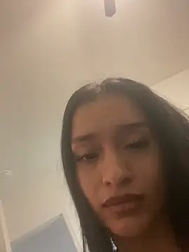 Snapshot of leenachanel chatting on April 2026 02:36:02 AM leenachanel online show from April 2026 02:36:02 AM